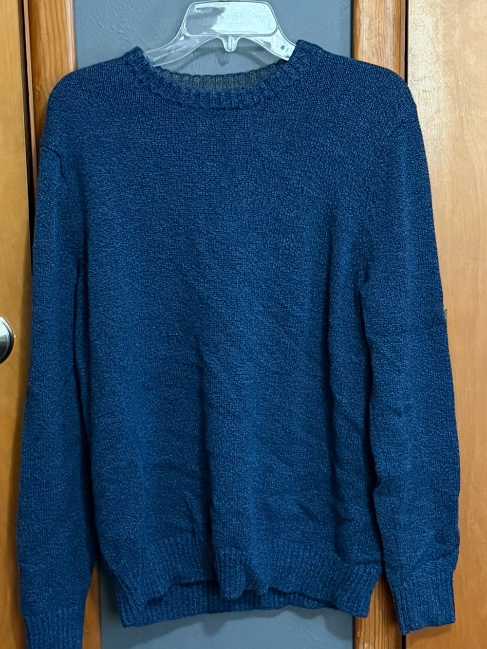 Classic Men’s Crewneck Sweater in Deep Navy